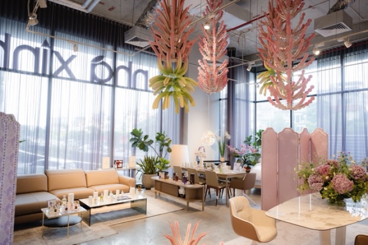 LOGEVY Brings Italian Home Fragrance to Nhà Xinh Hanoi